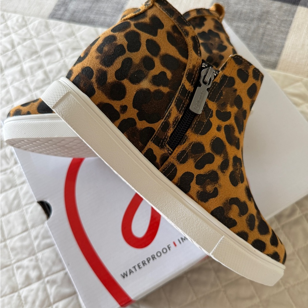 Leopard Print High-Top Sneakers
